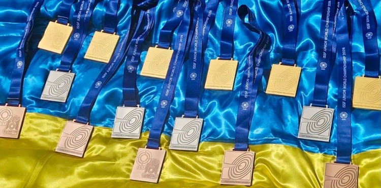 Збірна команда України виборола 5 загальнокомандне місце, здобувши 2 золоті,2 срібні, 4 бронзові на чемпіонаті Світу серед юніорів